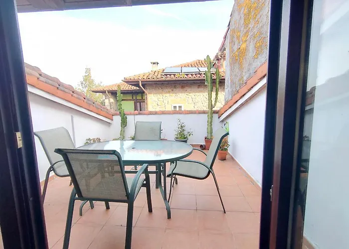 Casa Maitri- Con Piraguas Junto A La Ria